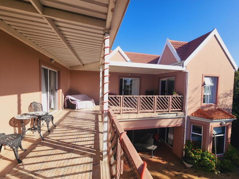 5 Bedroom Property for Sale in Parklands Western Cape